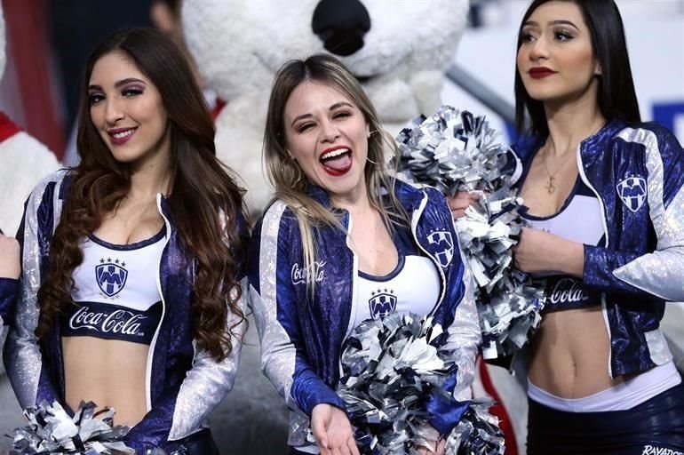 Así se vivió el color previo del partido entre Rayados y Santos en el Estadio BBVA.