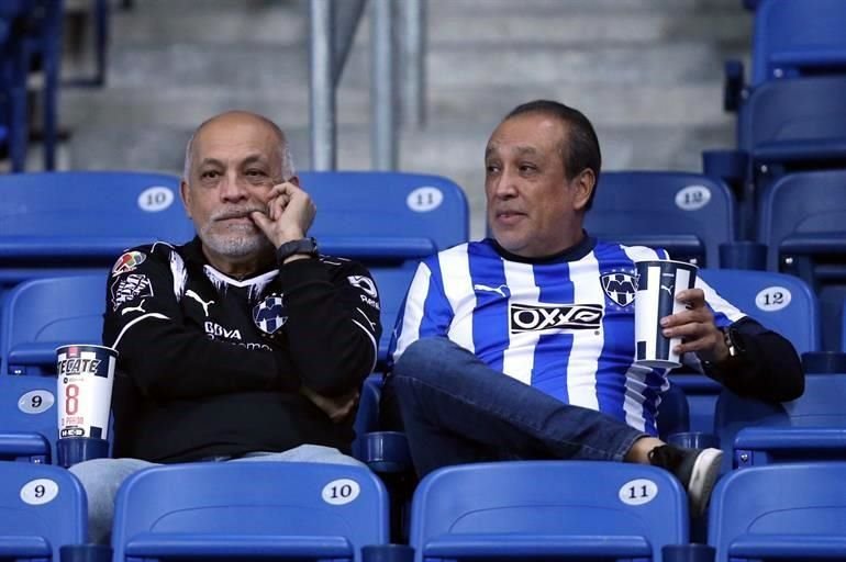 Así se vivió el color previo del partido entre Rayados y Santos en el Estadio BBVA.