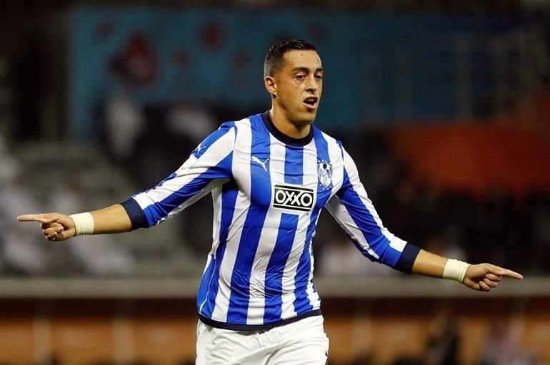 Antes de terminar el primer tiempo, Rogelio Funes Mori dobló la ventaja para los albiazules.