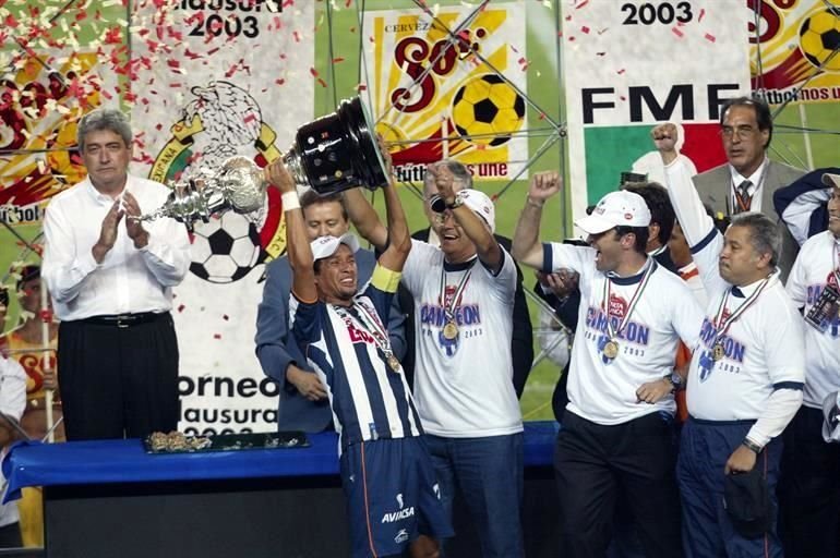 La segunda estrella en el escudo fue bordada el 14 de junio 2003, cuando el equipo de Daniel Passarella conquistó el título del Torneo Clausura 2003, luego de vencer al Morelia 3-1 global.