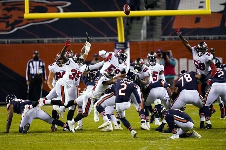 Ryan Succop (Tampa Bay) y Cairo Santos (Chicago) se llevaron los reflectores en la victoria de los Osos 20-19 sobre Bucaneros pese a que la atención estaba puesta sobre Tom Brady y Nick Foles.