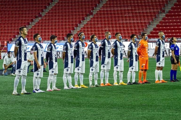 Así saltó Rayados al partido.