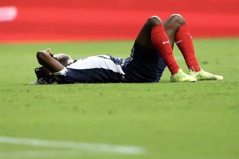 Observa las imágenes del primer tiempo en el Rayados-Cruz Azul.