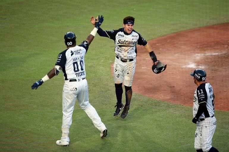 Los Sultanes tomaron la delantera en el arranque de los playoffs del Pacífico al imponerse 3-2 a Mexicali en el Estadio Monterrey. Observa las imágenes.