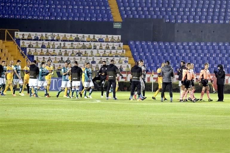 Repasa las acciones del duelo Tigres-León.