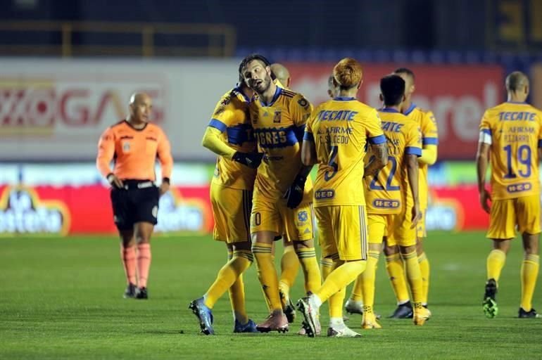 Repasa las acciones del duelo Tigres-León.