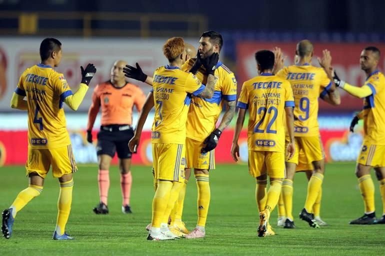 Repasa las acciones del duelo Tigres-León.