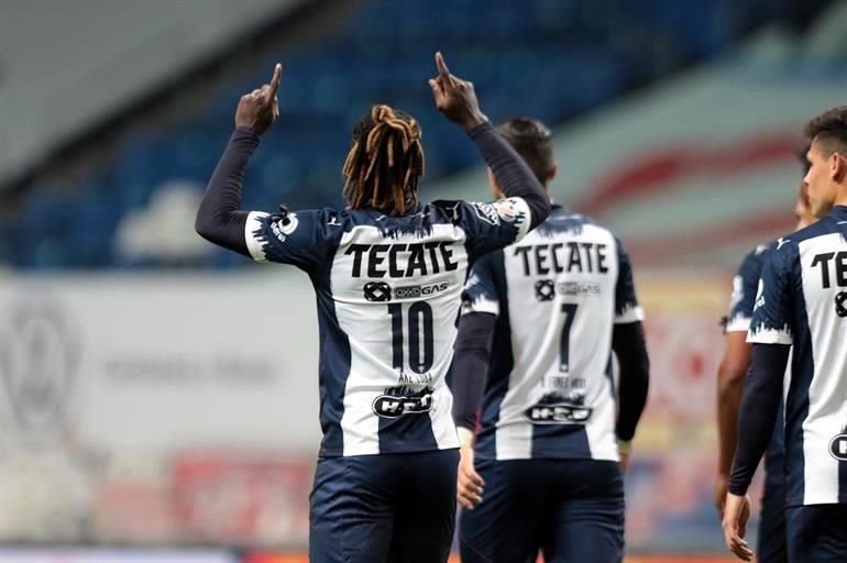 Aké Loba marcó el 1-0 tras un pase desde la derecha de Maxi Meza.