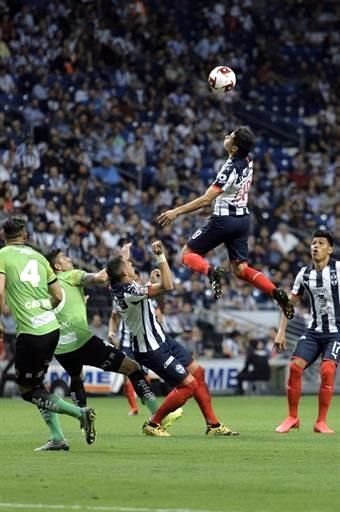 El nerviosismo se sentía en el BBVA.