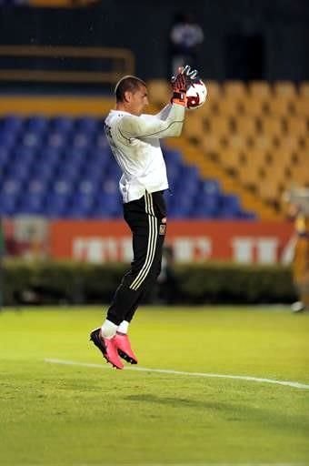 Nahuel Guzmán jugó su partido 13 como titular en este torneo.