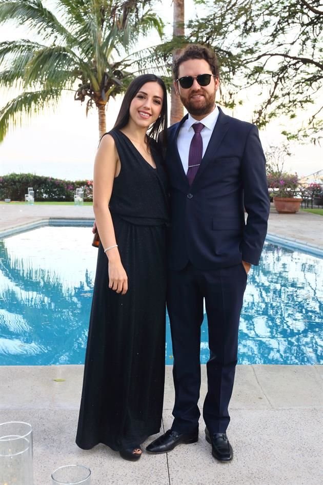 Cristy Vélez y Luis Gerardo Schreiber