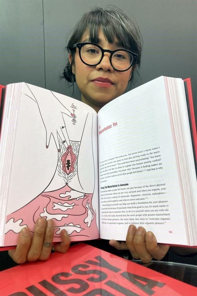 La ilustradora mexicana María Conejo es una de las impulsoras de la 'Pussypedia'.