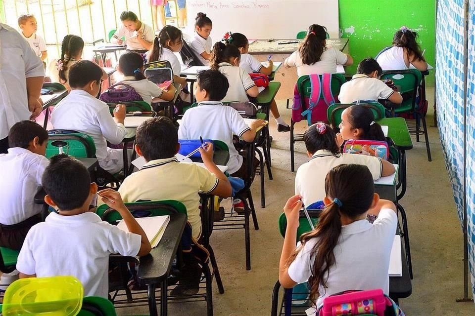 Representantes de colegios particulares de Jalisco aplauden la decisión de que en Jalisco se regrese a clases presenciales el 25 de enero.
