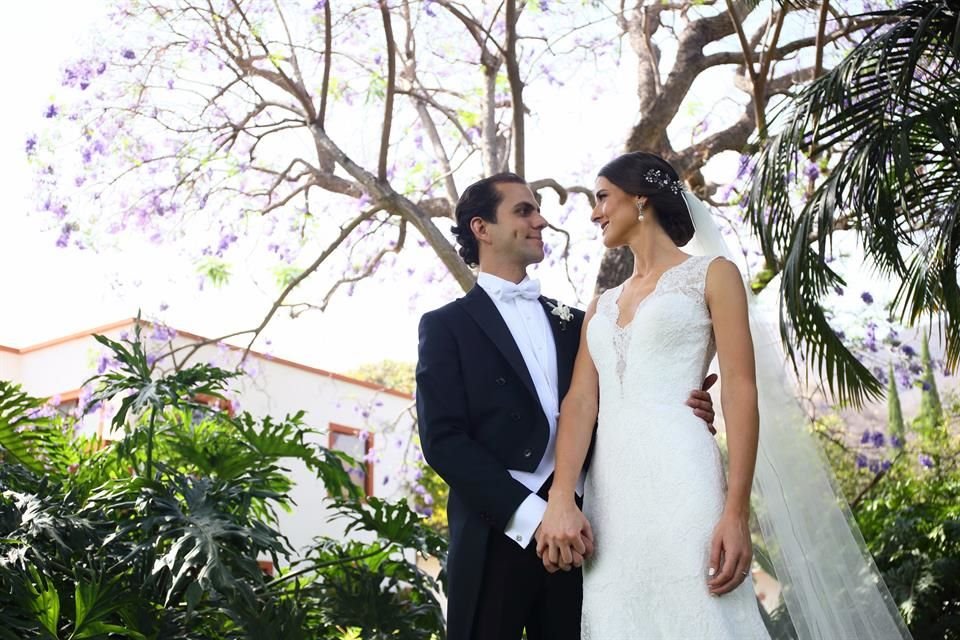 Miradas de complicidad. Alberto Mónaco y Mariana Mestre