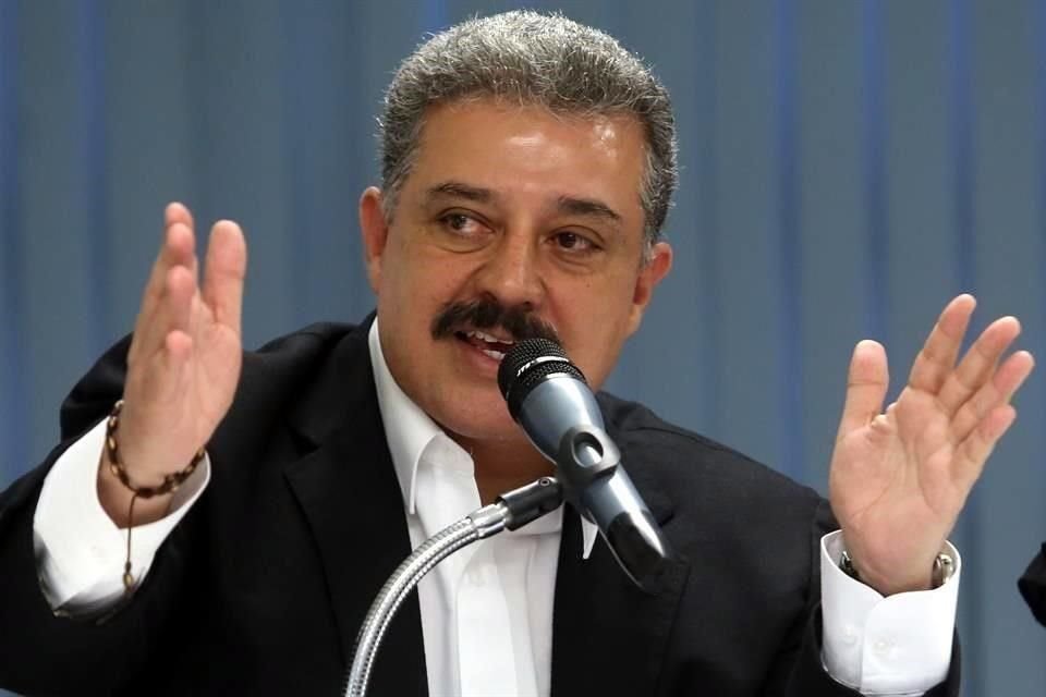 Carlos Lomelí se desempeñaba como superdelegado en Jalisco.