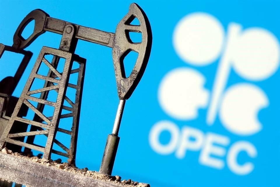 OPEP+ podría mantener restricciones más estrictas al bombeo con precios del crudo que ahora cotizan en torno a los 75 dólares el barril.