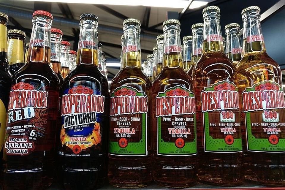 Desperados es una cerveza, vendida en Europa, que presume tener sabor a tequila.