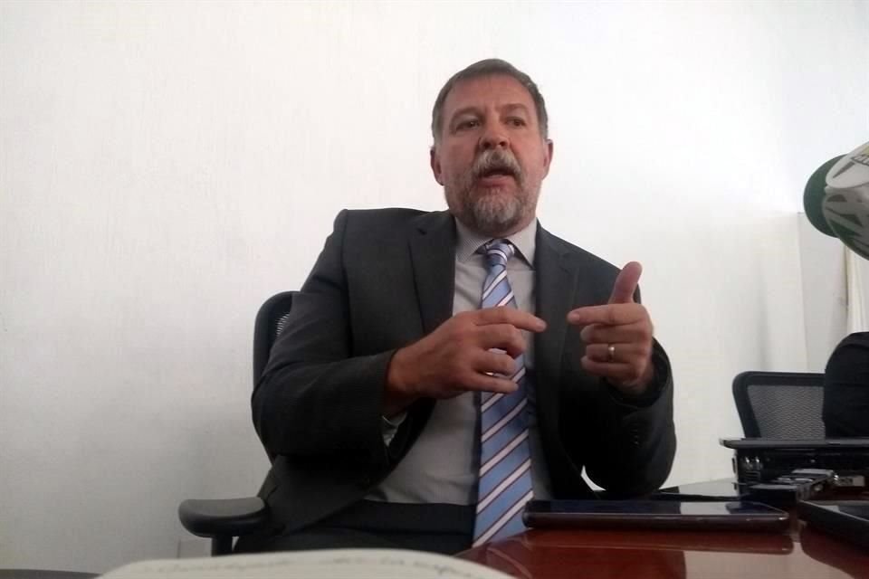 Alcaraz dijo que, a su juicio, falta información sobre los alcances de los acuerdos aprobados por el órgano electoral que preside.