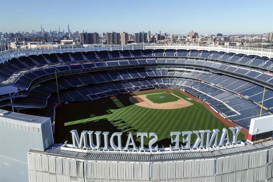 El Yankee Stadium y los demás recintos de Grandes Ligas no tuvieron público en sus tribunas el año pasado.
