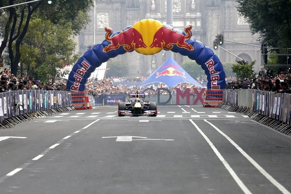 Red Bull ya ha dado espectáculo antes en las calles de la CDMX.