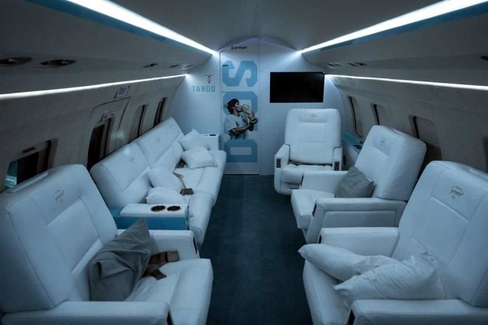 El interior del avión.