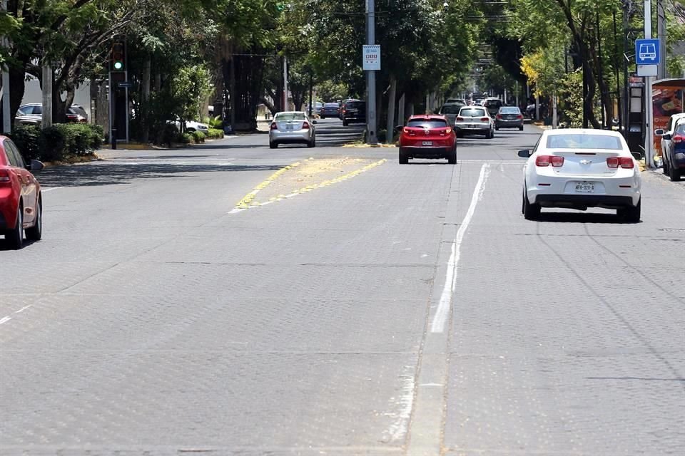 En la Avenida Hidalgo se segregará el carril de extrema derecha, para uso exclusivo del transporte público y las bicicletas.