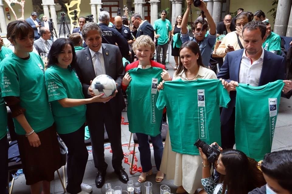 El Alcalde zapopano, Juan José Frangie, estuvo presente en el evento en el que se confirmó a Guadalajara como sede del Mundial 2026.