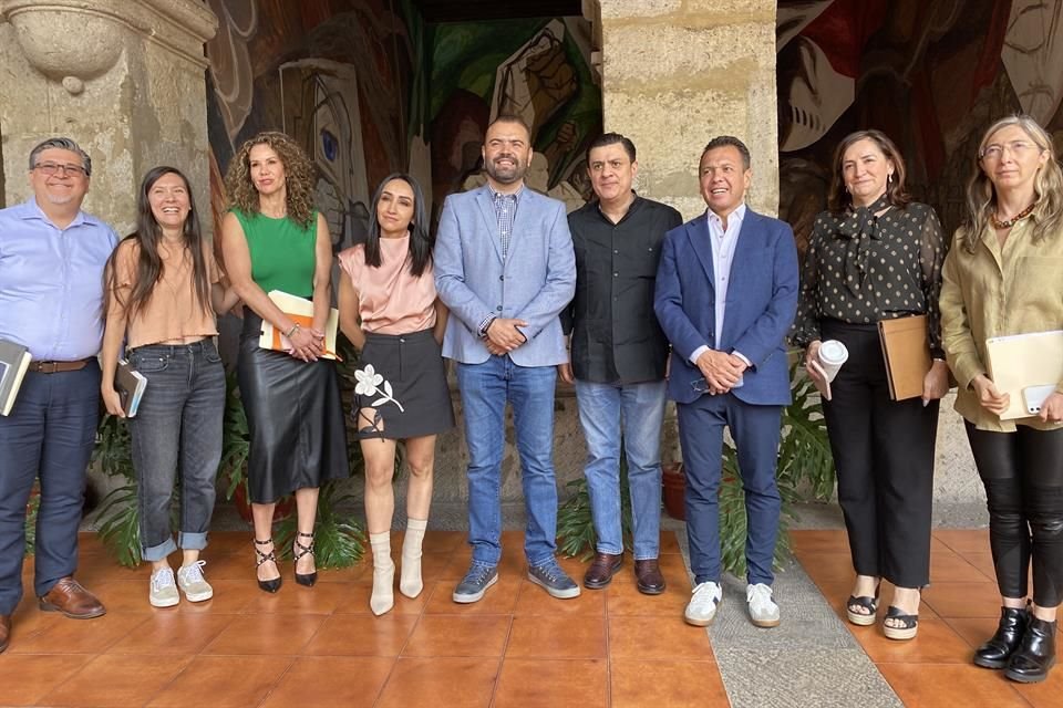 El Alcalde de Guadalajara, Pablo Lemus, se reunió con diputados locales en la búsqueda de autorización para reestructurar la deuda del Municipio.