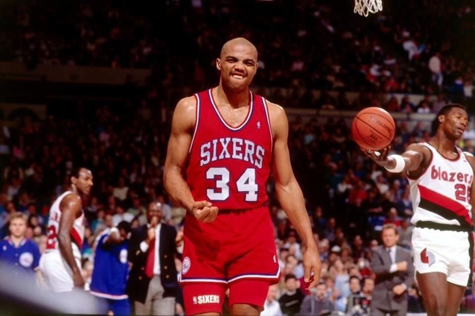 Charles Barkley jugó en los Sixers, Suns y Rockets en su paso por la NBA.