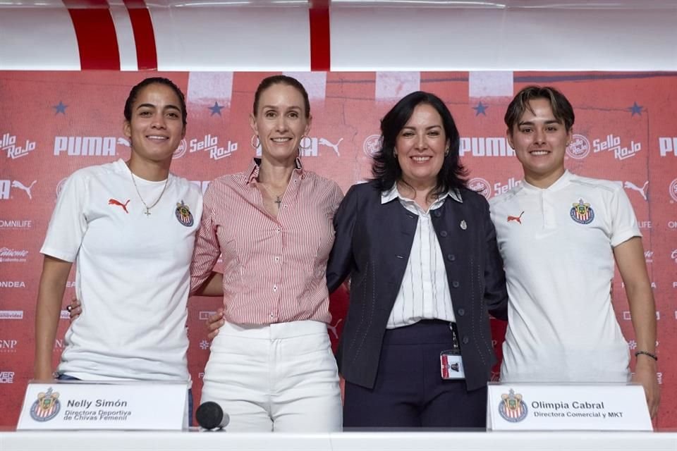 Carolina Jaramillo, Nelly Simón, Olimpia Cabral y Blanca Félix presentaron el duelo entre Chivas femenil contra el Inter de Milán, en Texas.