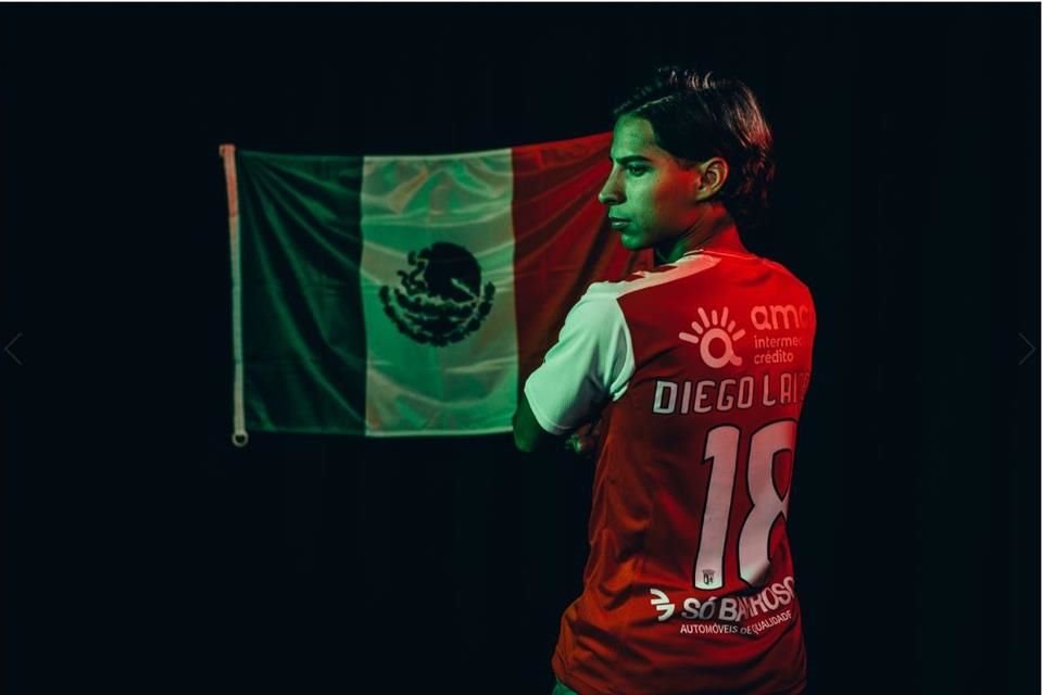 Diego Lainez llevará el número 18 en su camiseta del Braga.