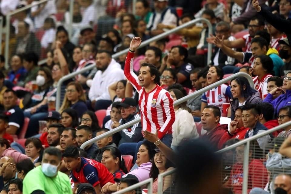 Los jugadores, cuerpo técnico y directiva de las Chivas pagarán la taquilla del partido contra Rayados, ante los malos resultados en el torneo Apertura 2022.