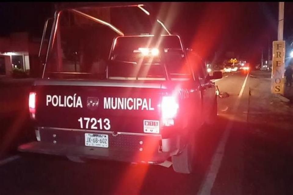 El accidente fue reportado a las 20:37 horas, a la altura de la Calle Hipódromo, en los límites entre Tonalá y Tlaquepaque, donde un hombre fue arrollado.