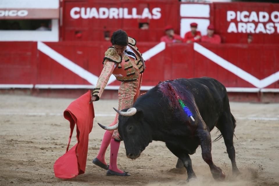 Pepe Murillo durante la 6ta corrida de Guadalajara Feria de Aniversario 2023.