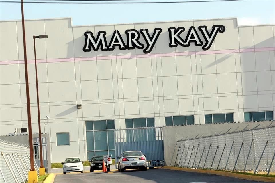 El pasado viernes, Mary Kay logró la primera suspensión provisional contra las restricciones al outsourcing.