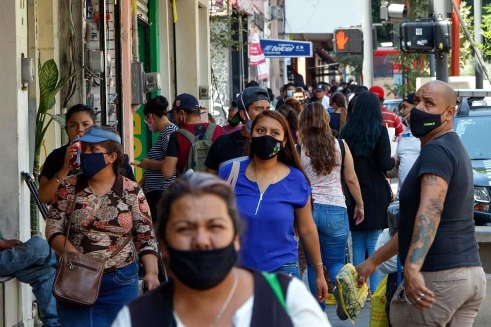 En las últimas 24 horas, Jalisco pasó de 790 a 949 casos activos de Covid, lo que representa un incremento de 20.12 por ciento.
