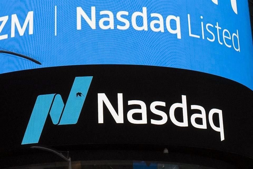 Nasdaq y S&P cerraron en récord tras avance de acciones tecnológicas.