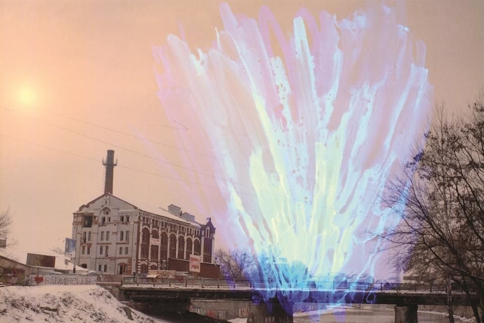 Obra de la exposición 'Hogar Después del Amanecer', hecha por artistas ucranianos tras el inicio de la guerra con Ucrania.