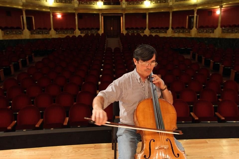 Felipe Gutiérrez presentará el 16 de abril el libro 'Los Oídos no tienen Párpados', en el Museo de la Ciudad.