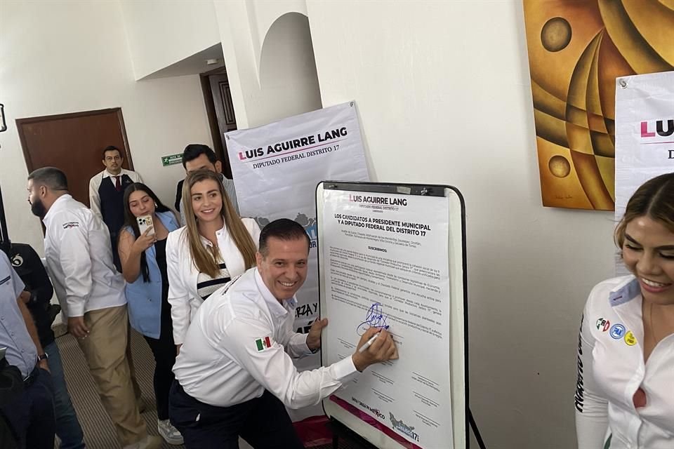 Luis Aguirre Lang, aspirante a Diputado Federal por el Distrito 17 y candidatos de Fuerza y Corazón por México plantean corredor productivo.