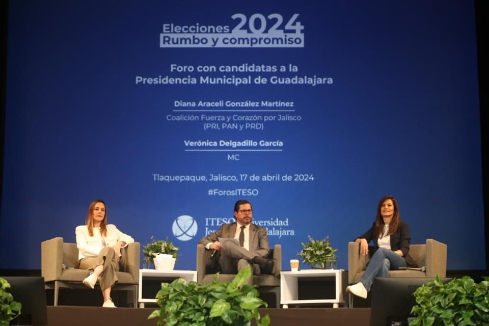 Sin la presencia del candidato José María Martínez, las aspirantes a la alcaldía de Guadalajara, Diana González y Verónica Delgadillo presentaron sus principales ejes en el ITESO.