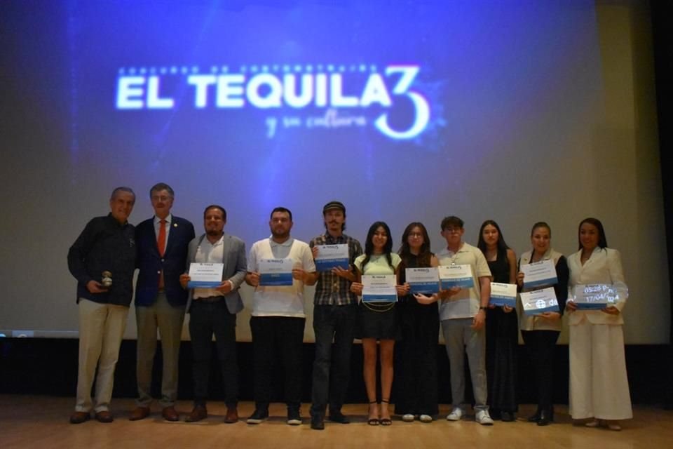 El CRT reconoció a los ganadores de los concursos de Trabajos Periodísticos 'El Tequila y sus Palabras' y de Cortometrajes 'El Tequila y su Cultura III'.