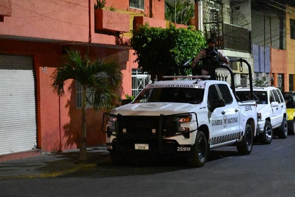 Al no soportar el olor, vecinos de la Colonia San Antonio, en Guadalajara, hicieron un reporte a la policía, que encontró una cabeza humana envuelta en una bolsa.