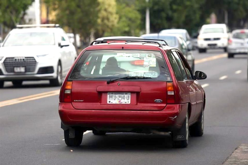 Conductores de autos con placas foráneas evaden fotoinfracciones y también las sanciones por violar los reglamentos de movilidad municipal.