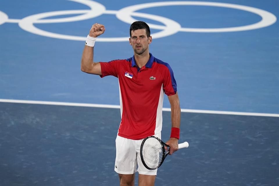 Novak está a dos triunfos del oro olímpico.