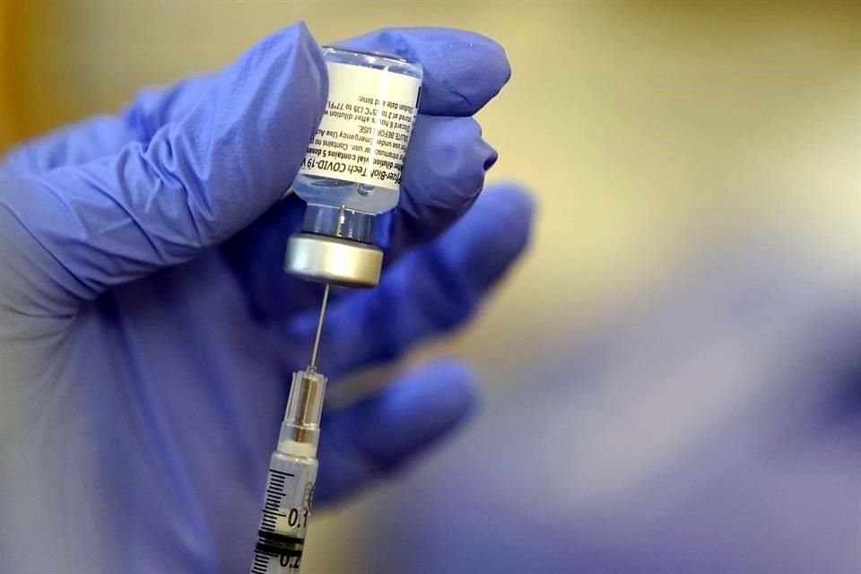 El Ministro de Salud de Alemania anunció que empezarán a ofrecer vacunas contra el Covid-19 a personas de 12 años en adelante.