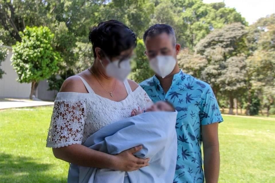 Con Covid y 33 semanas de embarazo, Vanessa pasó 16 días en terapia intensiva y 12 con respiración asistida, pero ella y su bebé están bien.