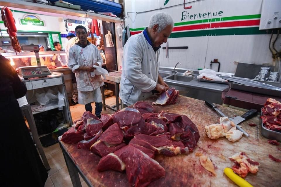 Estados Unidos enfrenta un déficit de carne de res y los aranceles podrían empeorar la situación.