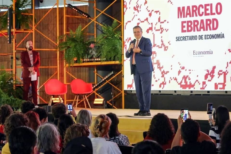 Marcelo Ebrard, titular de la Secretaría de Economía, dijo que para la revisión del T-MEC no hará un Cuarto de Junto, pero sí consultas por estados.