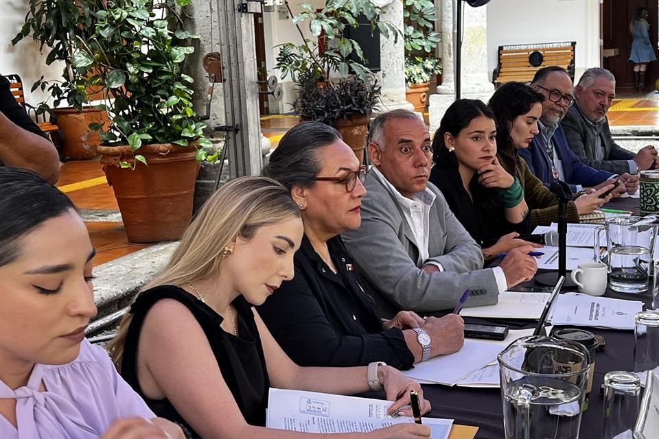 La Comisión Especial sobre personas desaparecidas en el Congreso, realizó una mesa de trabajo con funcionarios del Gobierno del Estado.